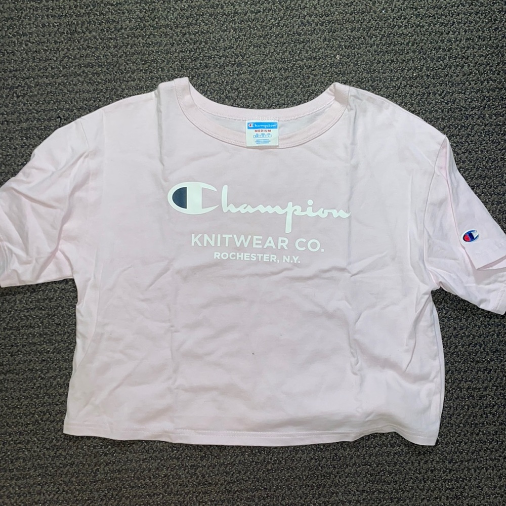 Champion - Pink Crop Top